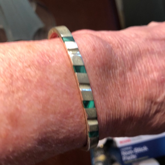 Classic silver 925 bracelet with green stones. - Picture 7 of 8